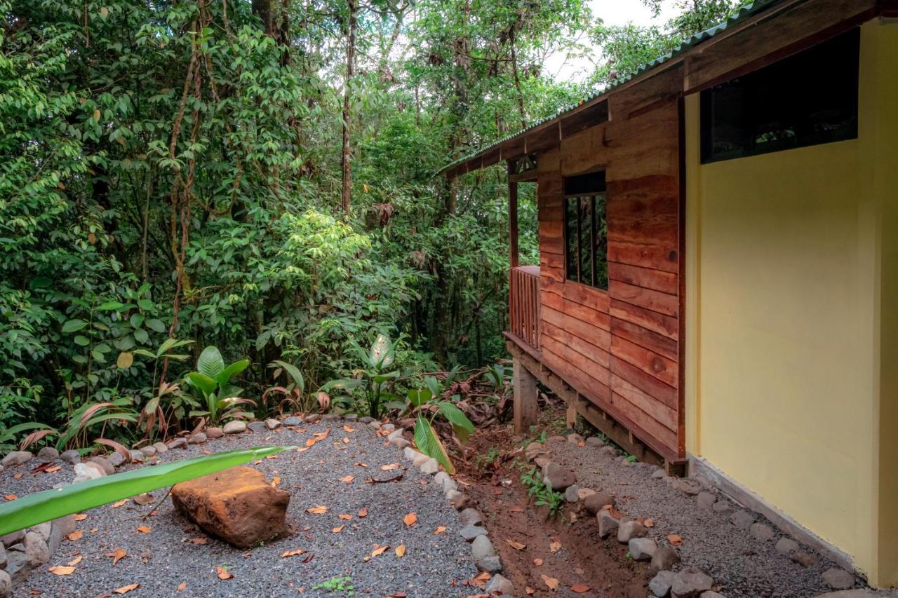 La Tigra Rainforest Lodge La Fortuna Exterior photo