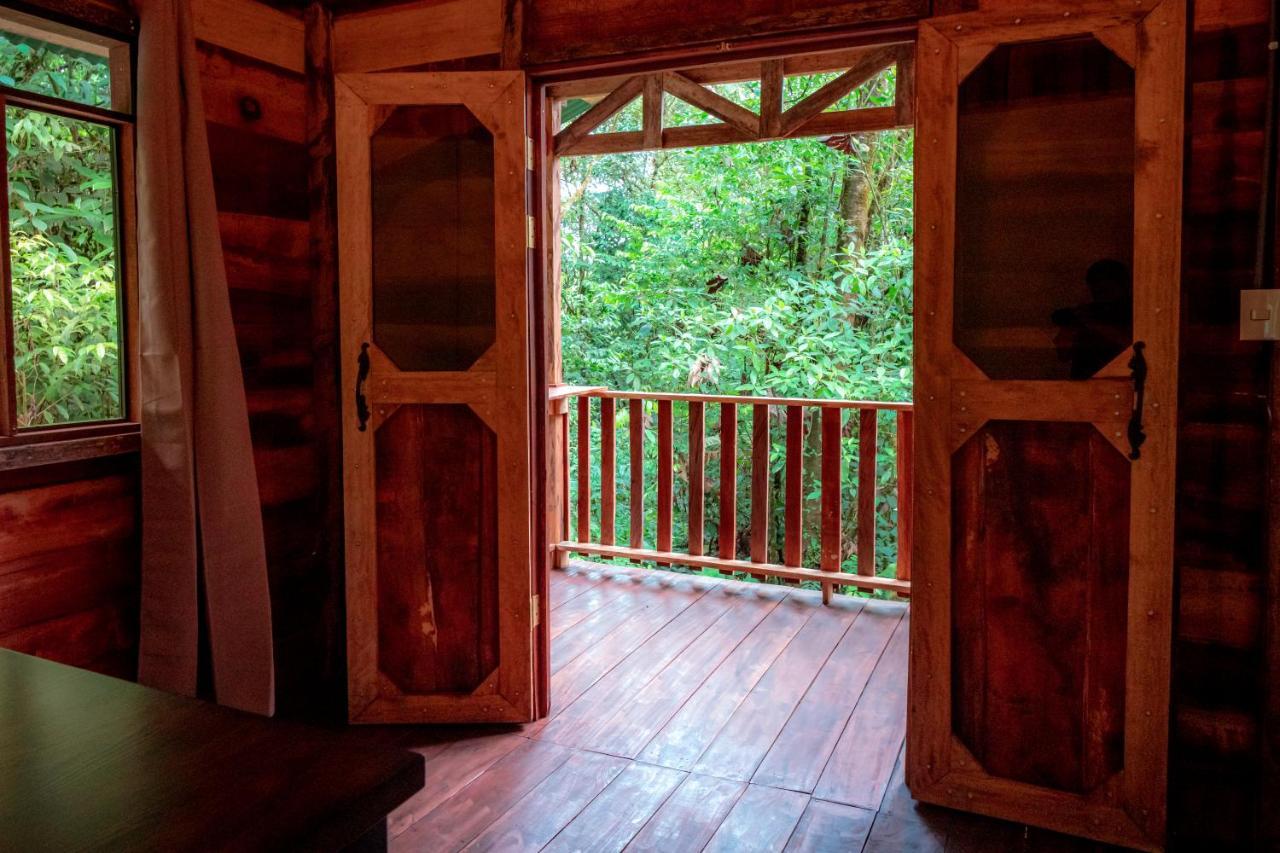 La Tigra Rainforest Lodge La Fortuna Exterior photo